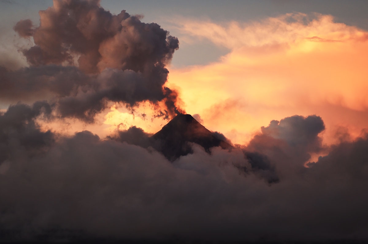 Mayon volcano spews ash as seen from Legazpi City in Albay province, south of Manila, on January 26, 2018.