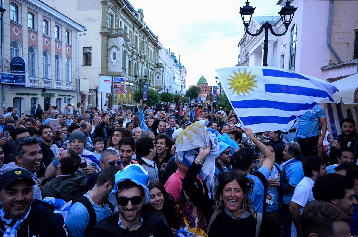Uruguay fans cheer in central Nizhny Novgorod on July 5, 2018, on the eve of the Russia 2018 World Cup quarter final football match between France and Uruguay.