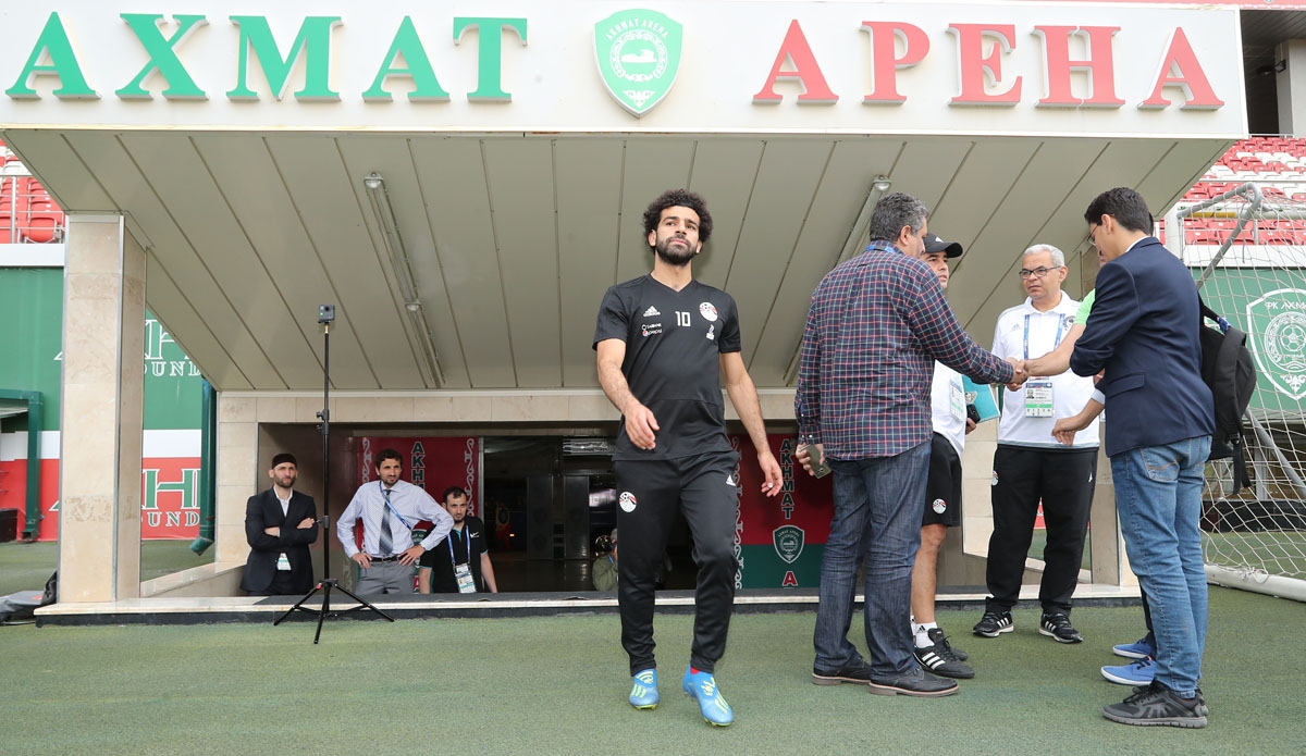 Egypt's forward Mohamed Salah arrives for a training session at the Akhmat Arena stadium in Grozny on June 17, 2018, ahead of the team's Russia World Cup 2018 Group A football match against Russia. /