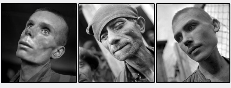 Trois prisonniers du camp de Dachau, en avril 1945 Trois prisonniers du camp de Dachau, en avril 1945