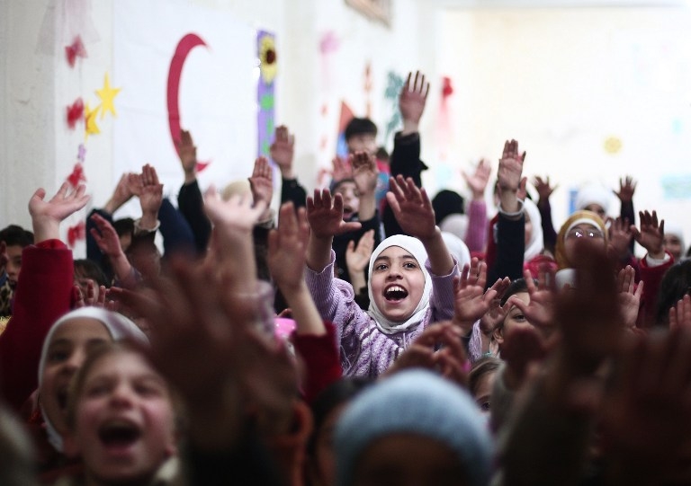 Une fête pour enfants organisée par le Croissant-Rouge à Douma, le 27 novembre 2014 Une fête pour enfants organisée par le Croissant-Rouge à Douma, le 27 novembre 2014