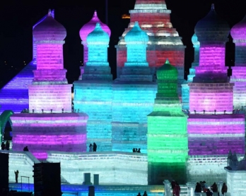 Le Festival de sculpture sur glace et de neige de Harbin, en janvier 2016 (AFP / Wang Zhao)