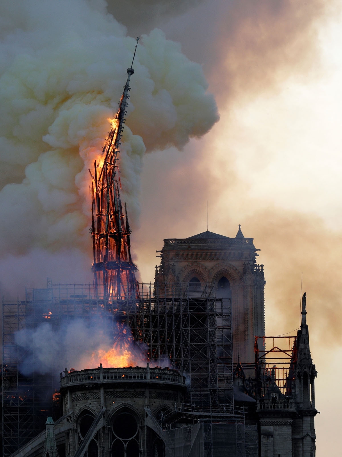 https://making-of.afp.com/sites/default/files/styles/list_xl/public/medias/aa_new_posts/countries/france/arts-culture/notre-dame-april2019/france-notredame-110.jpg?itok=vcvofdjb